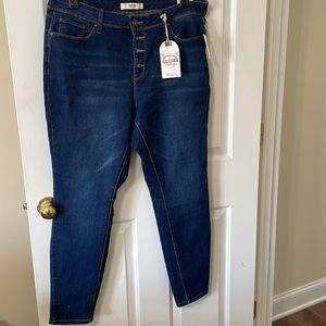 NWT California Vintage brand jeans